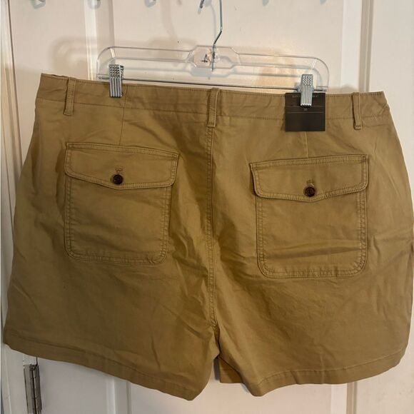 Banana Republic AUTHENTIC CHINO SHORT size 20 NWT BUNDLE OF 2 - Picture 9 of 9